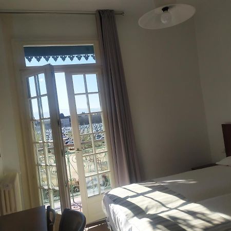 Hotel Le Postillon По Экстерьер фото