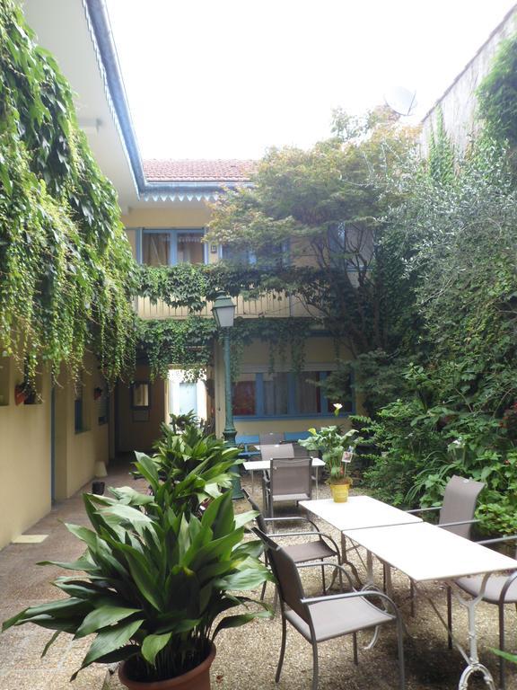 Hotel Le Postillon По Экстерьер фото