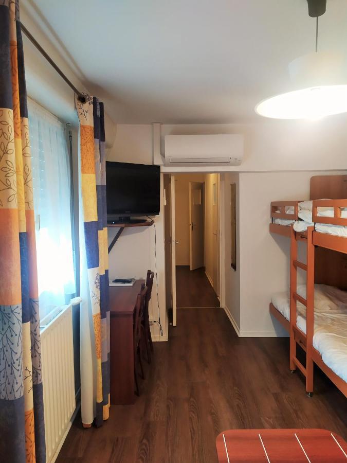 Hotel Le Postillon По Экстерьер фото